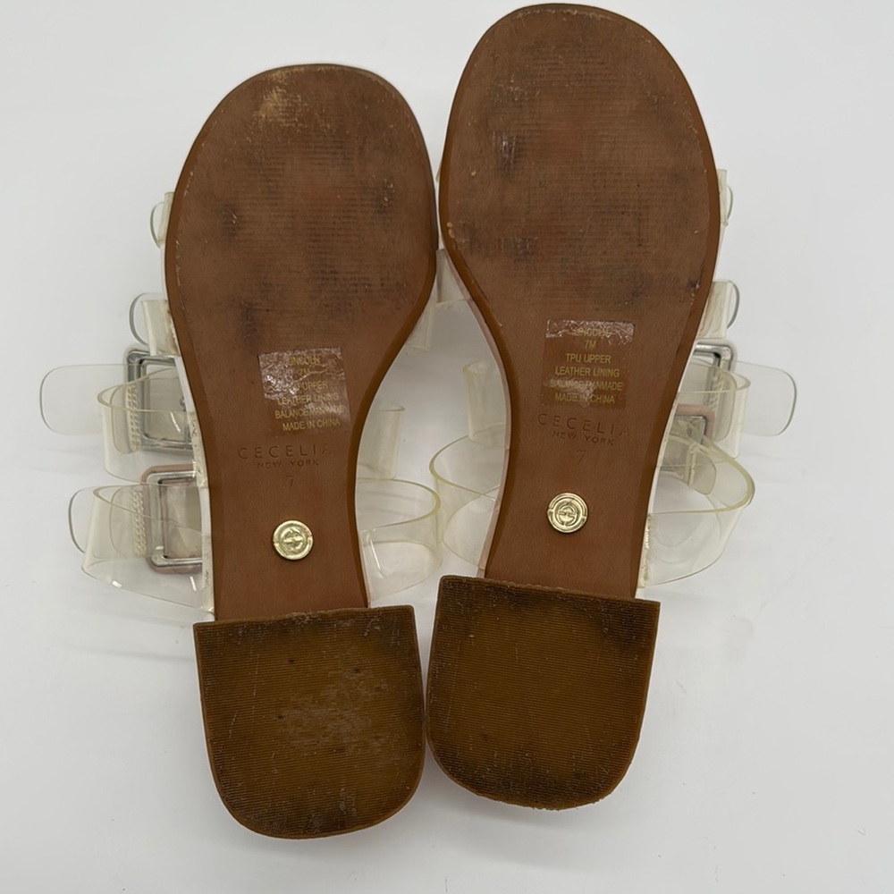 CECELIA NEW YORK Two-Tone Beige Cream Clear Buckle Slide Sandals - Picture 7 of 9